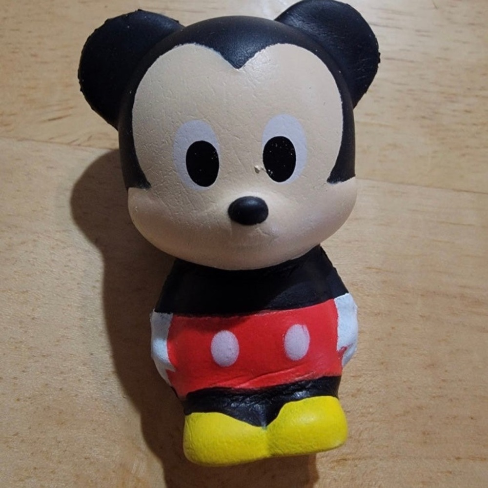 Mickey Squishy - Picture 2 of 3